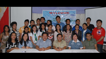 The participants with USM officials, Congressman Palmones, and PCAARRD staff members.