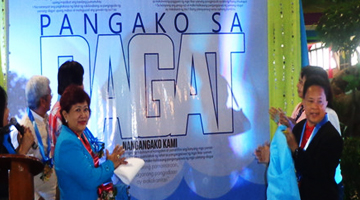 WMSU President Dr. Mirabel Ho and PCAARRD Executive Director Dr. Patricio Faylon led in unveiling the Pangako sa Dagat pledge wall.